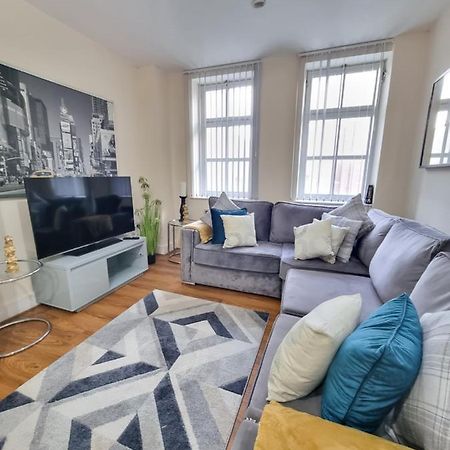 2 Bedroom - City Centre Location - Perfect For Family'S Bradford  Dış mekan fotoğraf